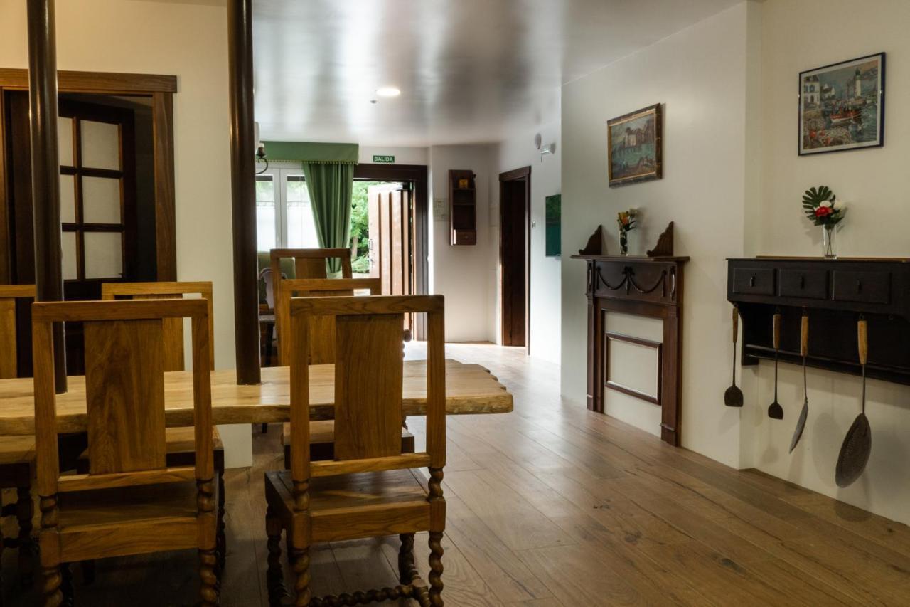 Posada Y Apartamentos Trebuesto De Guriezo מראה חיצוני תמונה