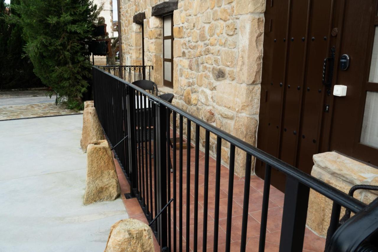Posada Y Apartamentos Trebuesto De Guriezo מראה חיצוני תמונה