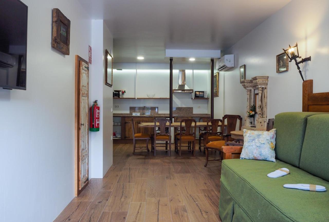 Posada Y Apartamentos Trebuesto De Guriezo מראה חיצוני תמונה
