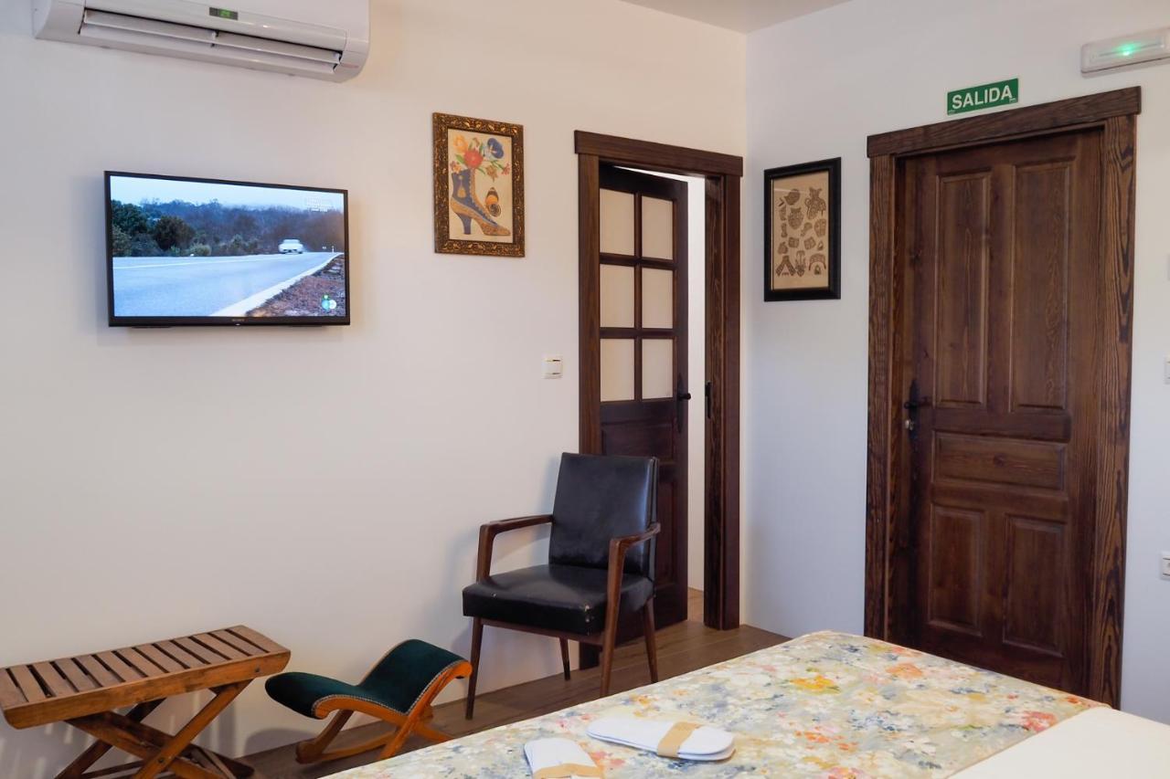 Posada Y Apartamentos Trebuesto De Guriezo מראה חיצוני תמונה