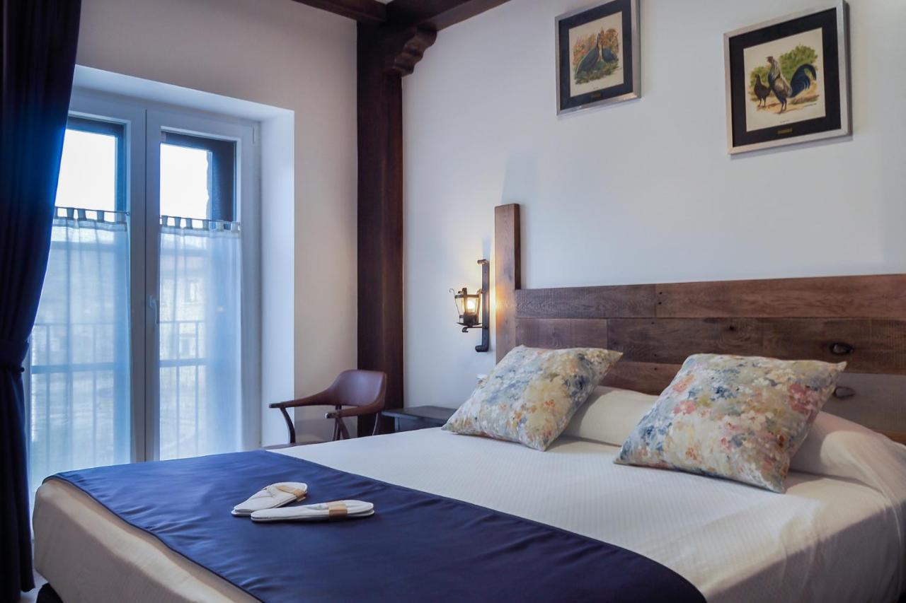 Posada Y Apartamentos Trebuesto De Guriezo מראה חיצוני תמונה