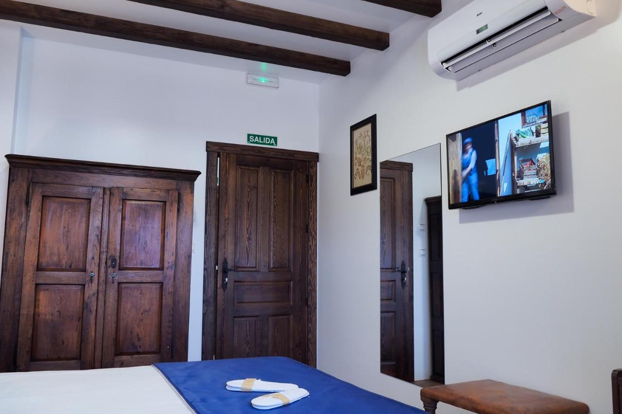 Posada Y Apartamentos Trebuesto De Guriezo מראה חיצוני תמונה