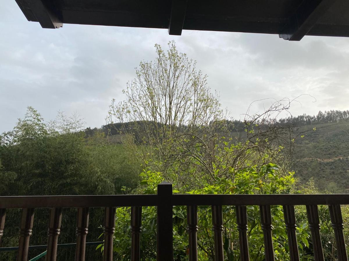 Posada Y Apartamentos Trebuesto De Guriezo מראה חיצוני תמונה