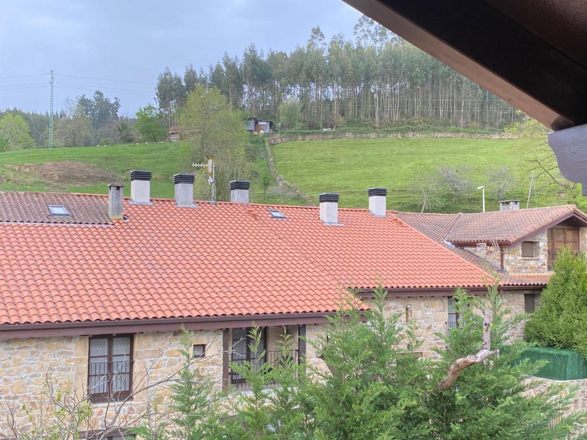 Posada Y Apartamentos Trebuesto De Guriezo מראה חיצוני תמונה